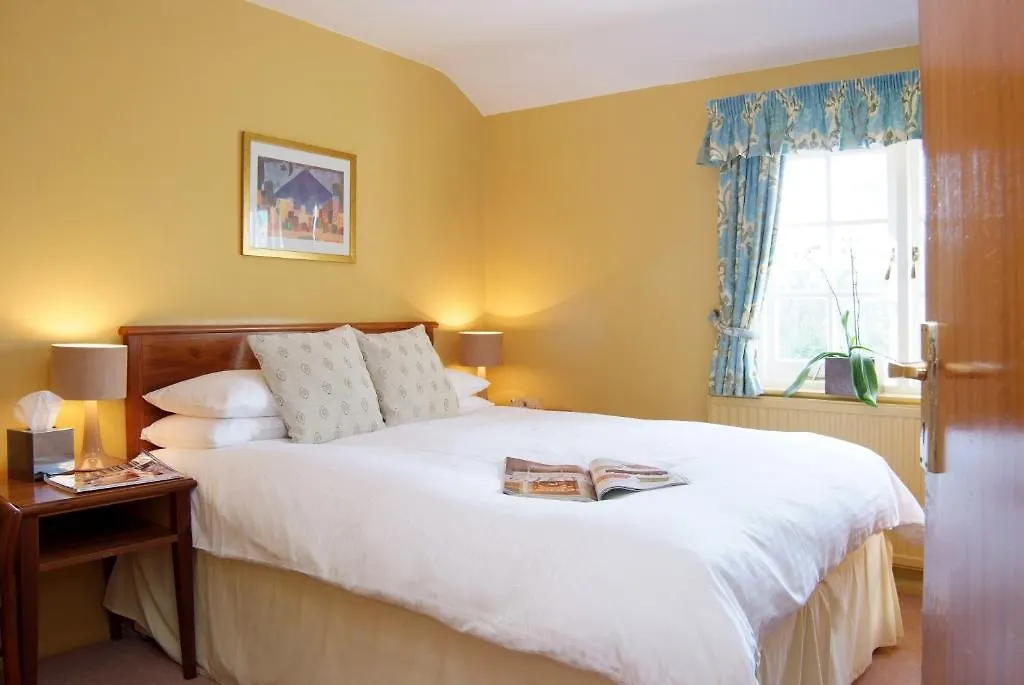 **  Tumbling Weir Hotel Ottery St Mary United Kingdom