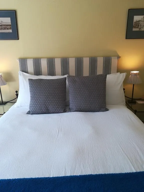 Tumbling Weir Hotel Ottery St Mary